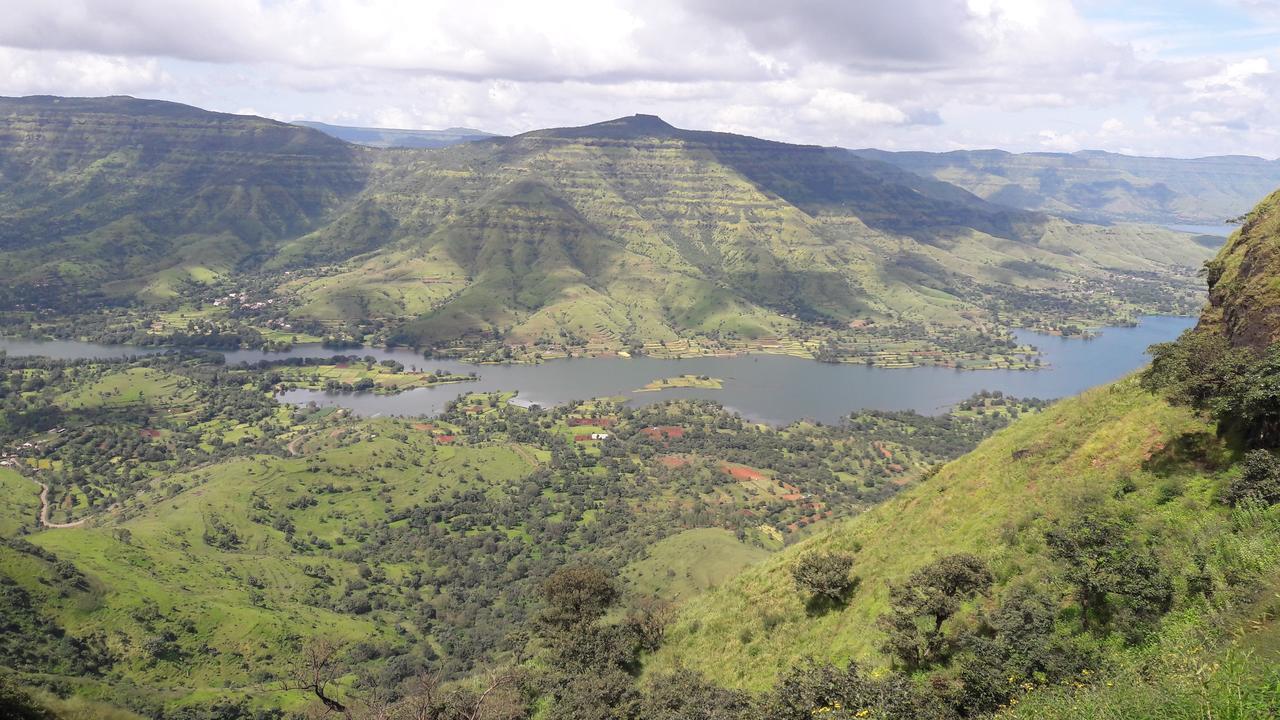 Harmony Palace Mahabaleshwar Bagian luar foto